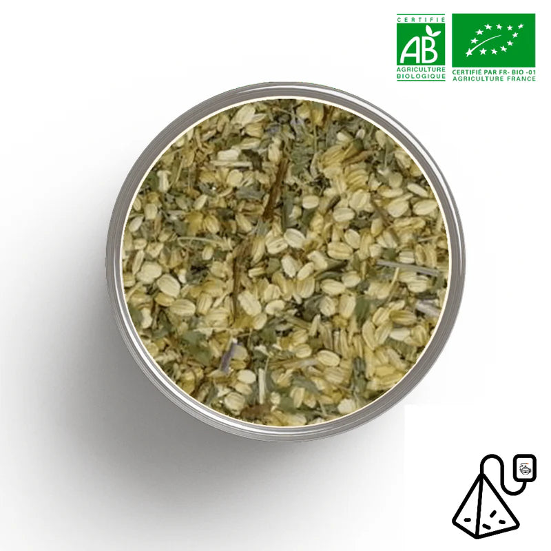 Tasse de tisane digestive bio après repas - fenouil et menthe poivrée anti-ballonnements